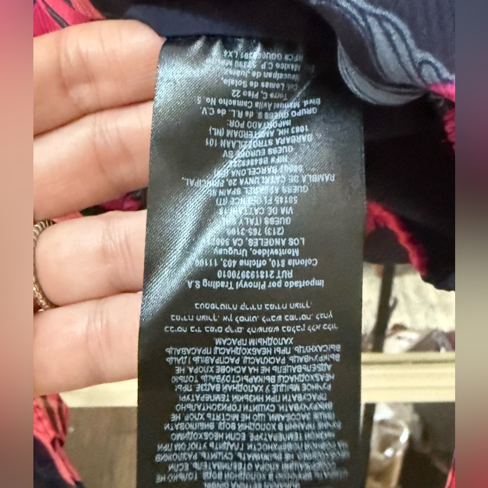 NWOT Women’s GUESS Multicolored Angel Wing Cropped Blouse - Picture 6 of 6